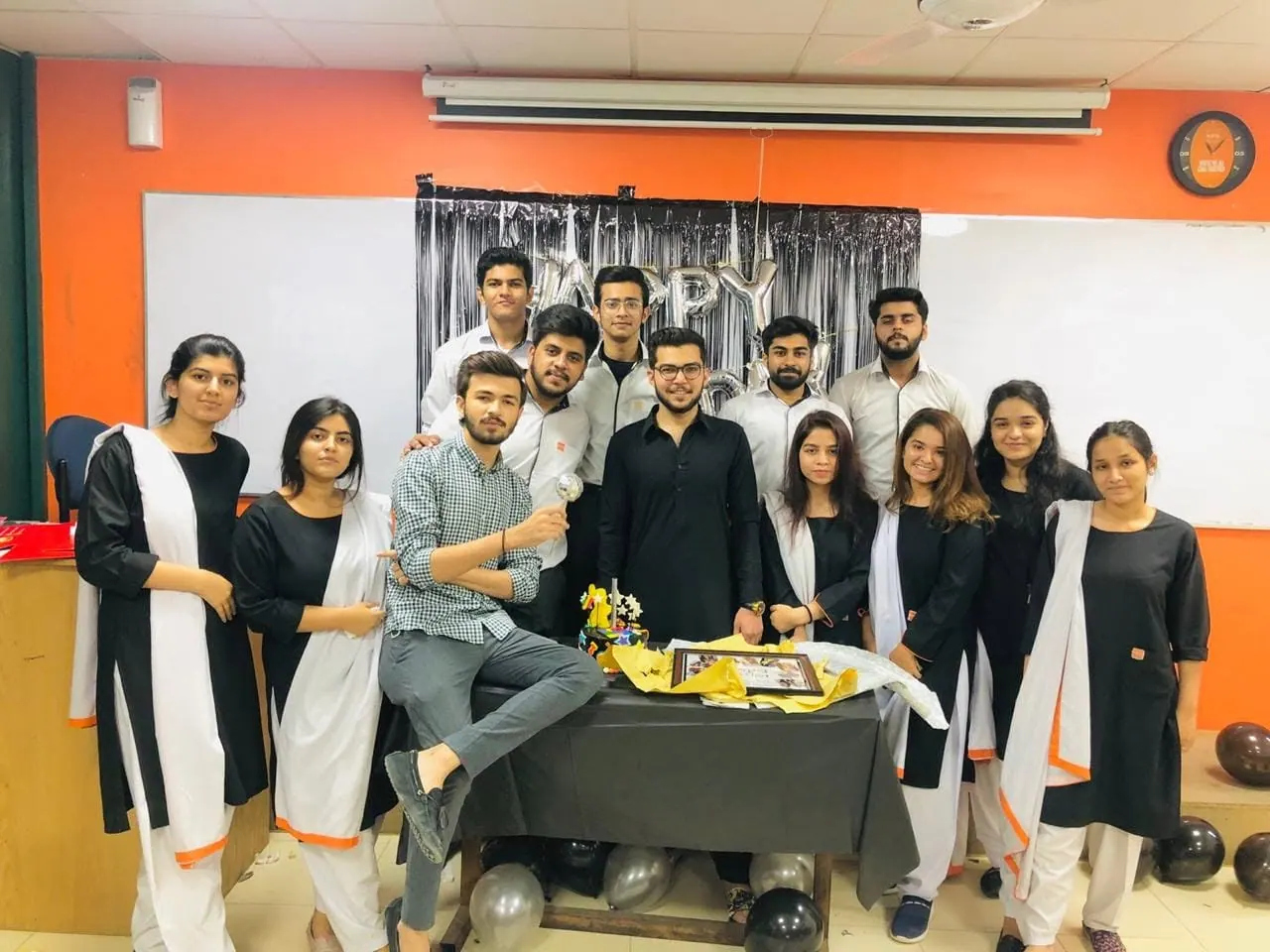 Accounting students with Sir Shehroz Iqbal